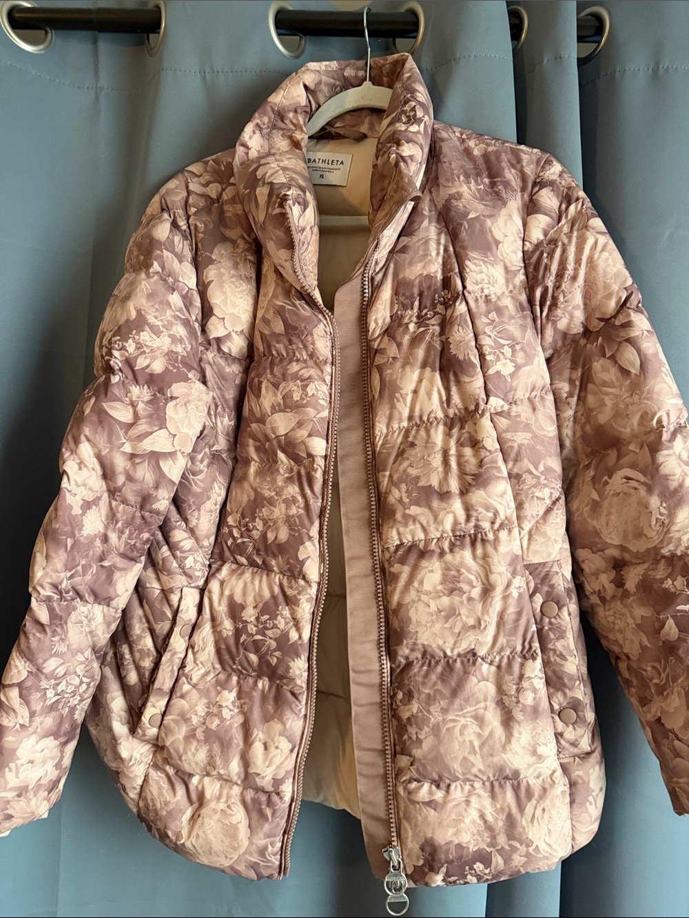 Athleta Blush Rose-Print Quilted Puffer Jacket